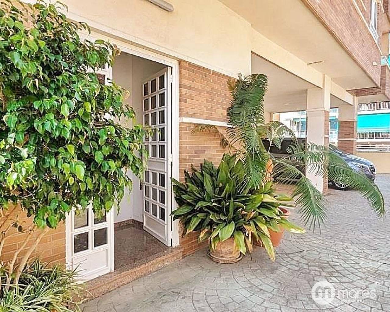 Apartment - Sale - Santa Pola - Gran playa