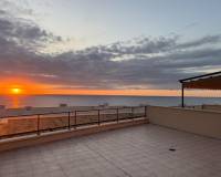 Sale - Bungalow - Arenales del sol - Arenales del Sol