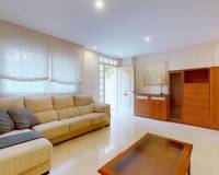 Sale - Bungalow - Elche - Campo de futbol