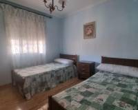 Sale - Flat - Málaga - Cruz de Humilladero- Paseo de los Tilos