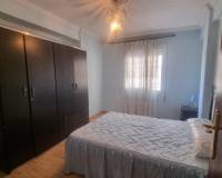Sale - Flat - Málaga - Cruz de Humilladero- Paseo de los Tilos