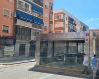 Sale - Flat - Málaga - Cruz de Humilladero- Paseo de los Tilos