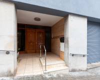 Sale - Flat - Santa Perpetua de Mogoda - Centro