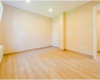 Sale - Ground floor apartment - Madrid - Pavones