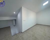 Sale - House - Requena - Comunidad valenciana