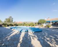 Sale - Single family house - Matola - Algoda-Matola-Llano de San José