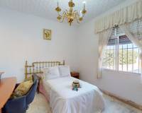 Sale - Single family house - Novelda - Comunidad valenciana