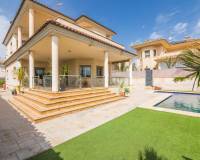 Sale - Single family house - Torrellano - Centro
