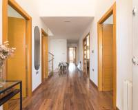 Sale - Single family house - Torrellano - Centro