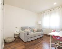 Sale - Single family house - Torrellano - Centro