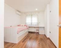 Sale - Single family house - Torrellano - Centro