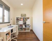 Sale - Single family house - Torrellano - Centro