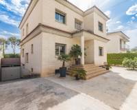 Sale - Single family house - Torrellano - Centro