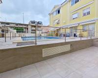 Sale - Terraced house - Santa Pola - Santiago bernabeu