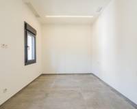 Sale - Triplex - Elche - Raval - Puertas Coloradas