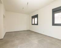 Sale - Triplex - Elche - Raval - Puertas Coloradas