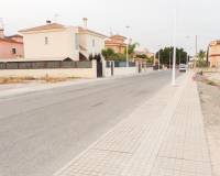 Sale - Urban Plot of land - La hoya - La Hoya-Daimes-El Derramador