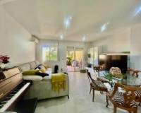 Sale - Villa - Estepona - Las Lomas