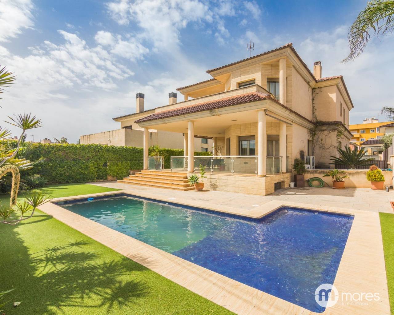 Single family house - Sale - Torrellano - Centro