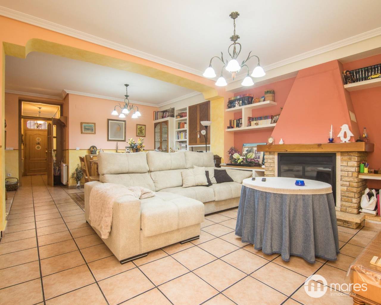 Terraced house - Sale - Algueña - Comunidad valenciana