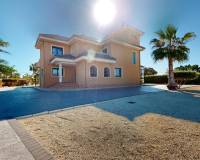 Venta - Chalet - Elche