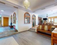 Venta - Chalet - Elche