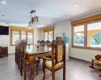 Venta - Chalet - Elche
