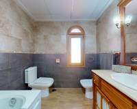 Venta - Chalet - Elche