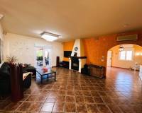 Venta - Chalet - Jacarilla