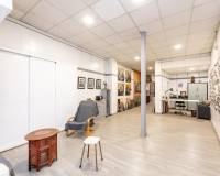 Venta - Local comercial - Madrid - Adelfas