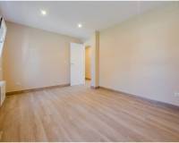 Venta - Planta baja - Madrid - Pavones