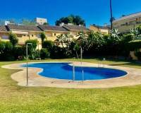 Venta - Villa - Estepona - Las Lomas