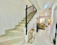 Venta - Villa - Estepona - Las Lomas