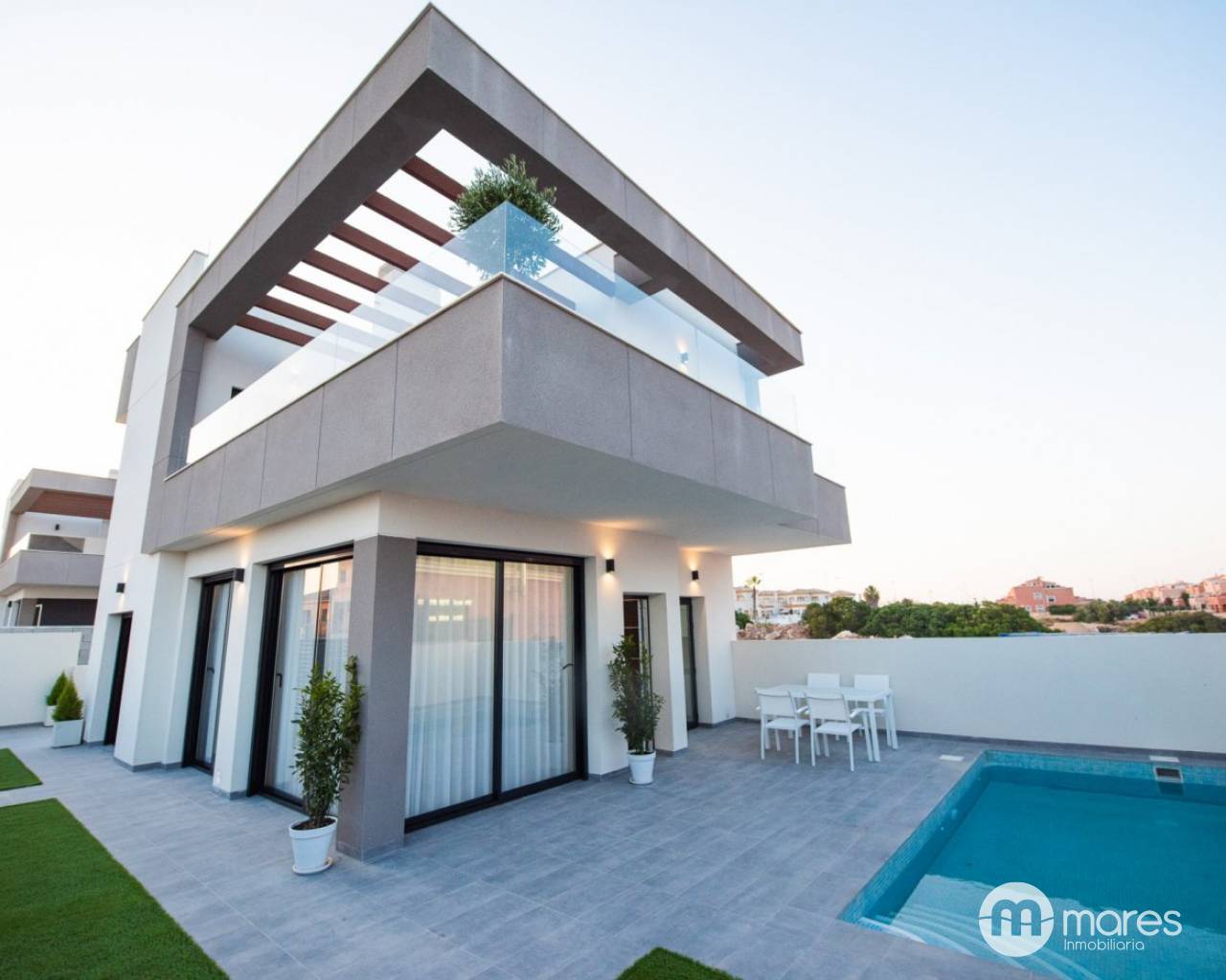 Villa - Sale - Los Montesinos - La herrada